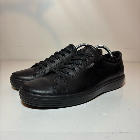 Ecco Mens Black Soft 7 Tred Low Gore-Tex Leather Sneaker Size US 11 And EU 45 - Picture 1 of 11